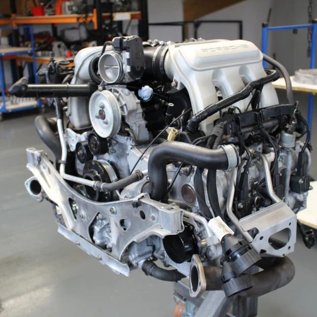 Beitrag der Paintmayer Motorenmanufaktur auf Instagram