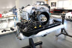 porsche werkstatt massing